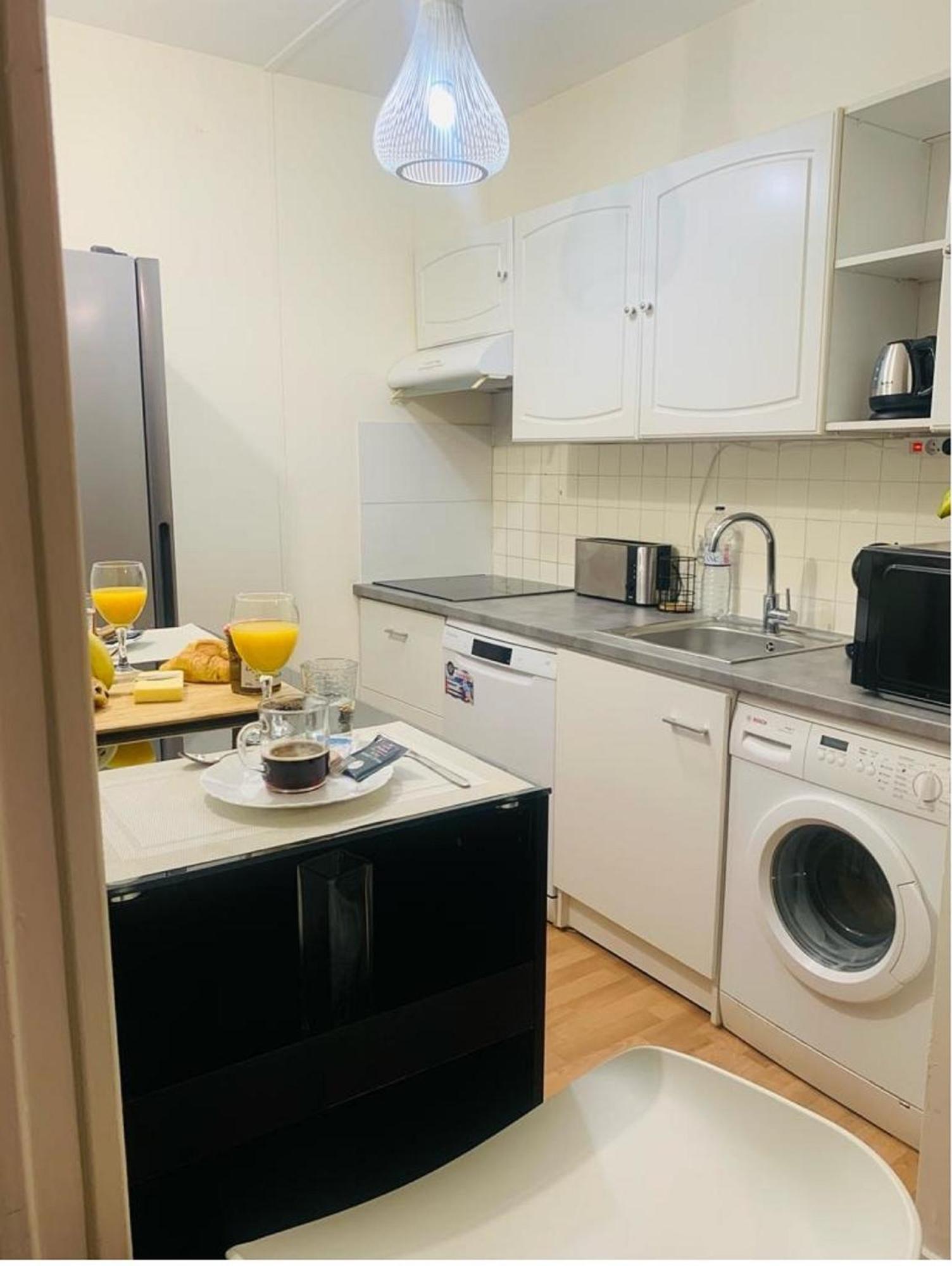 Appartement Calme Et Chaleureux Proche De Paris Courbevoie Exterior foto